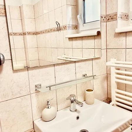 Lux Guest house