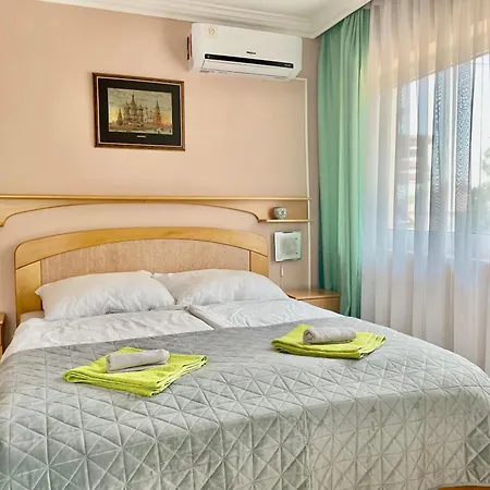 Lux Guest house