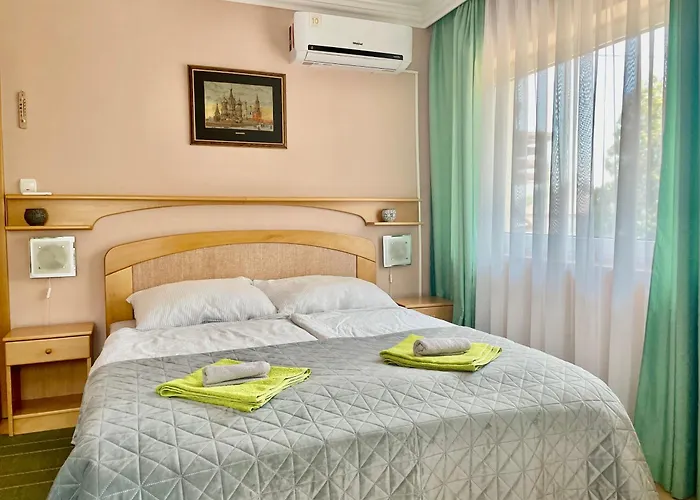 Lux Πανσιόν